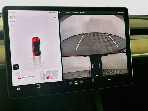 Used 2022 Tesla Model Y Long Range AWD/4WD image 22