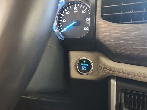 Used 2023 Ford Expedition Limited image 24