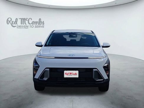 New 2026 Hyundai Kona SE image 8