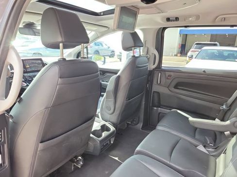 Certified 2024 Honda Odyssey Touring image 10