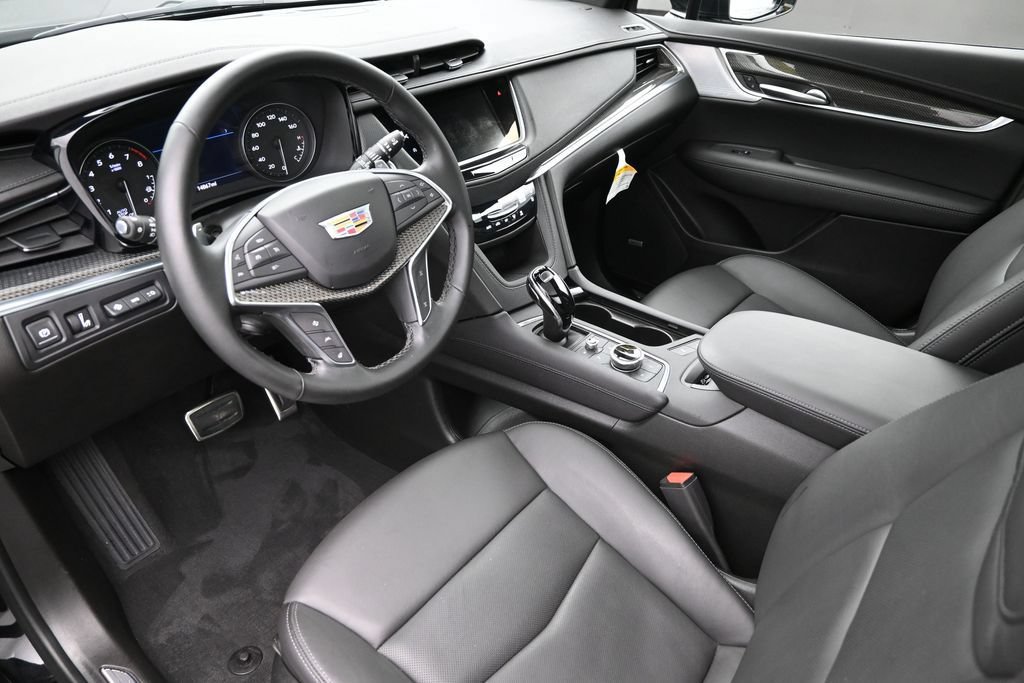 Used 2026 Cadillac XT5 Sportv w/ LPO, Floor Liner Package AWD/4WD image 10