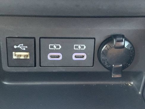 Certified 2024 Toyota Highlander LE FWD image 27
