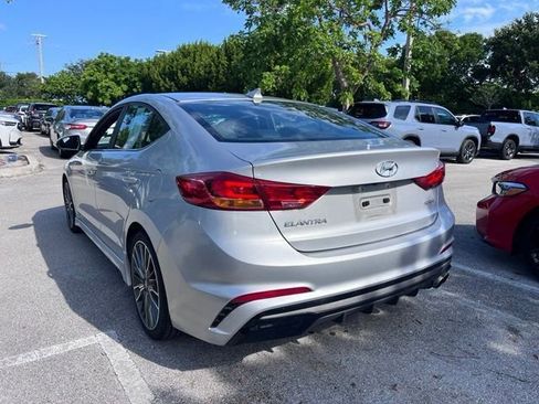 Used 2018 Hyundai Elantra Sport FWD image 6