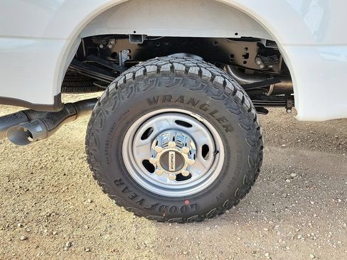 New 2026 Ford F350 XL w/ XL Off-Road Package AWD/4WD image 14