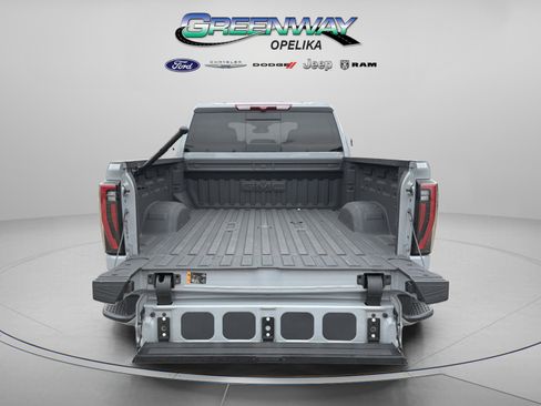 Used 2025 GMC Sierra 2500 AT4 image 10