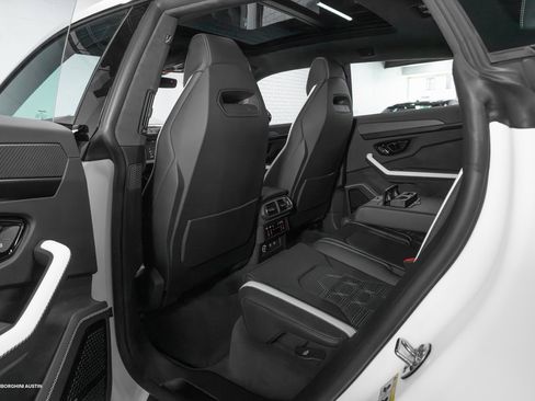 Used 2025 Lamborghini Urus SE image 37