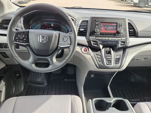 Used 2020 Honda Odyssey LX image 9