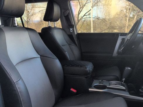 Used 2023 Toyota 4Runner SR5 Premium w/ SR5 Premium Package image 20