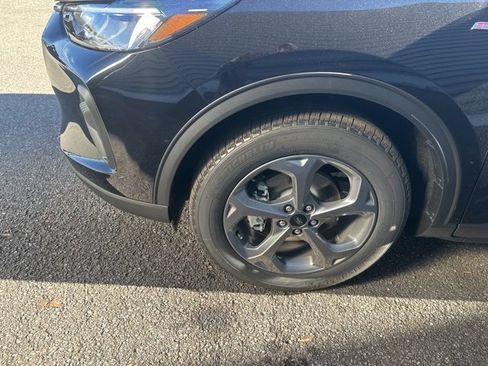 New 2026 Ford Escape ST-Line w/ Tech Pack #1 image 10