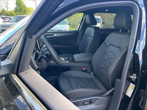 New 2026 Volkswagen Atlas Cross Sport SE AWD/4WD image 11