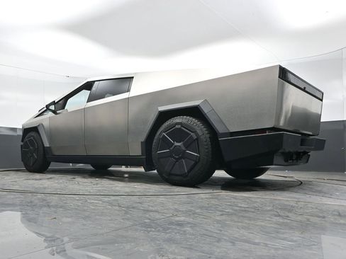 Used 2024 Tesla Cybertruck Cyberbeast AWD/4WD image 44