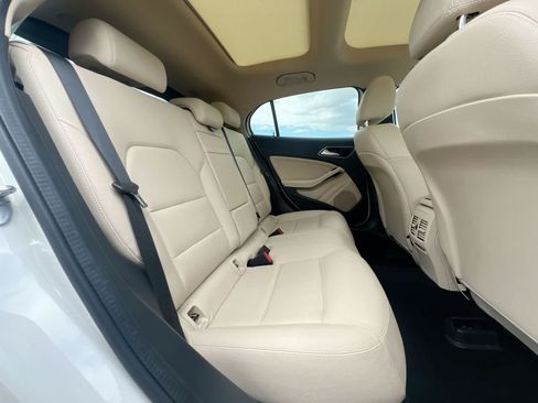 Used 2019 Mercedes-Benz GLA 250 4MATIC image 20
