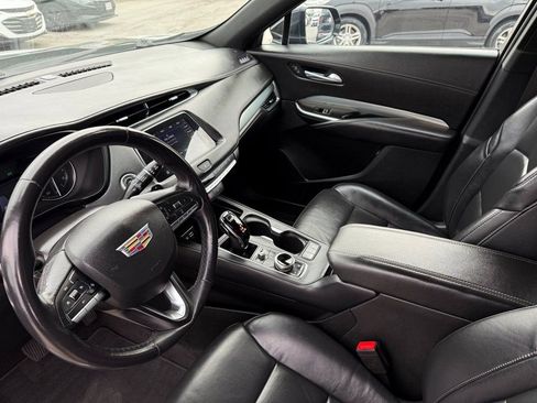Used 2023 Cadillac XT4 Premium Luxury image 24