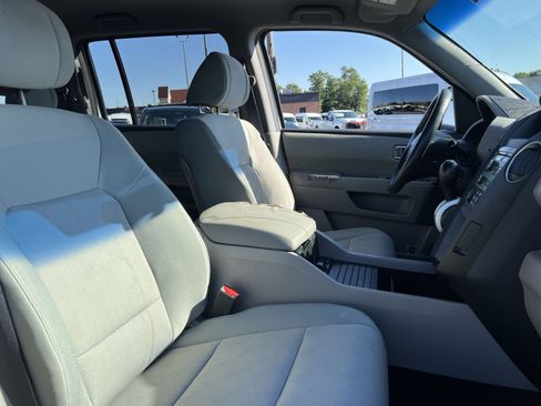 Used 2010 Honda Pilot LX image 22