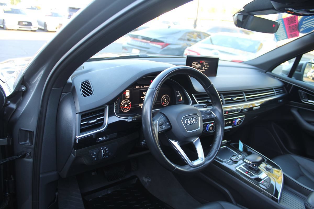 Used 2017 Audi Q7 3.0T Premium Plus AWD/4WD image 16