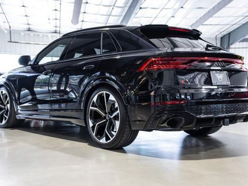 Used 2021 Audi RS Q8 AWD/4WD image 4