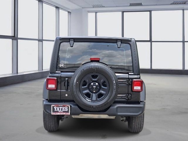 Used 2023 Jeep Wrangler Sport AWD/4WD image 6