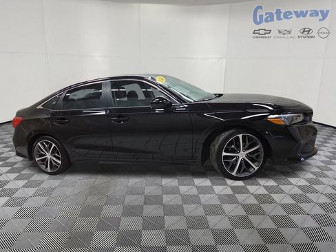 Used 2024 Honda Civic Touring image 1