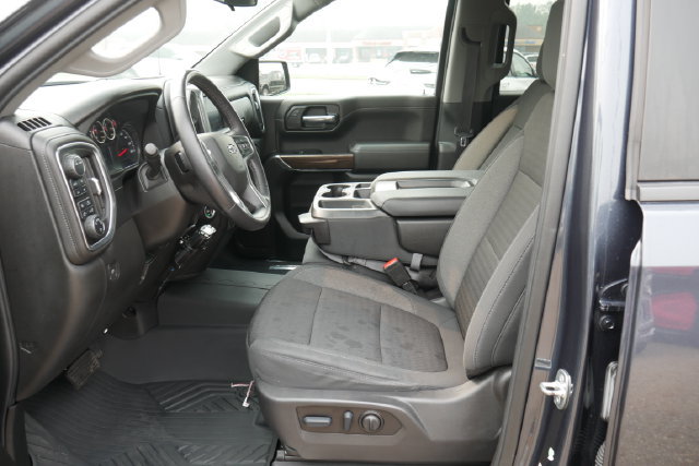 Used 2022 Chevrolet Silverado 1500 RST AWD/4WD image 2