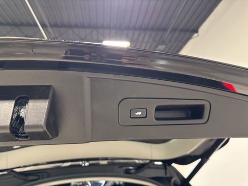 Used 2018 Acura MDX SH-AWD image 38