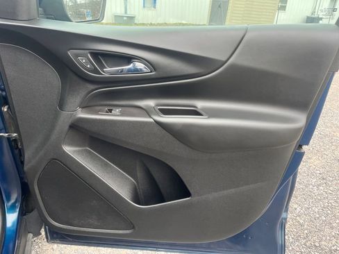 Used 2019 Chevrolet Equinox LT w/ Driver Convenience Package image 27
