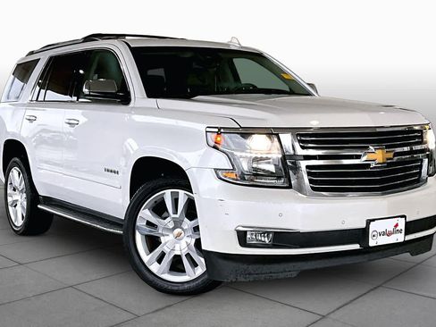 Used 2017 Chevrolet Tahoe Premier RWD image 3