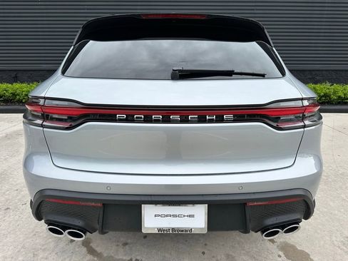 Used 2026 Porsche Macan AWD/4WD image 12