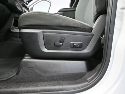 Used 2024 RAM 2500 Big Horn image 25