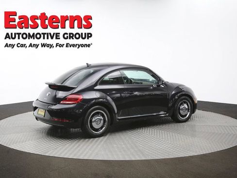 Used 2018 Volkswagen Beetle 2.0T S image 39