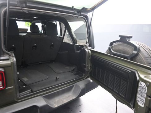 Used 2023 Jeep Wrangler Unlimited Sport AWD/4WD image 18