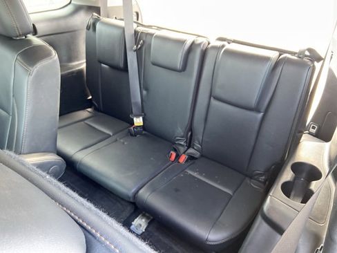 Used 2019 Toyota Highlander XLE image 55