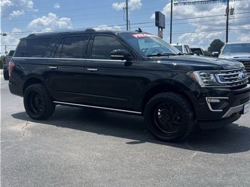 Used 2018 Ford Expedition Max Limited w/ Equipment Group 302A image 3