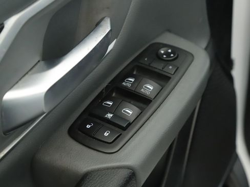 Used 2020 RAM 1500 Big Horn AWD/4WD image 9