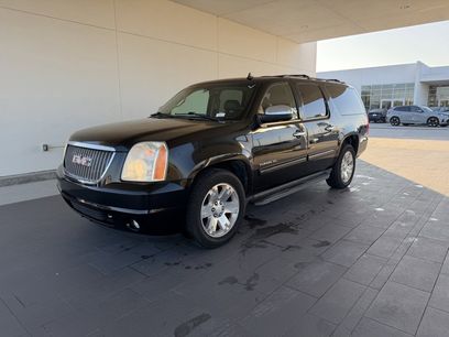 Used 2011 GMC Yukon XL SLT