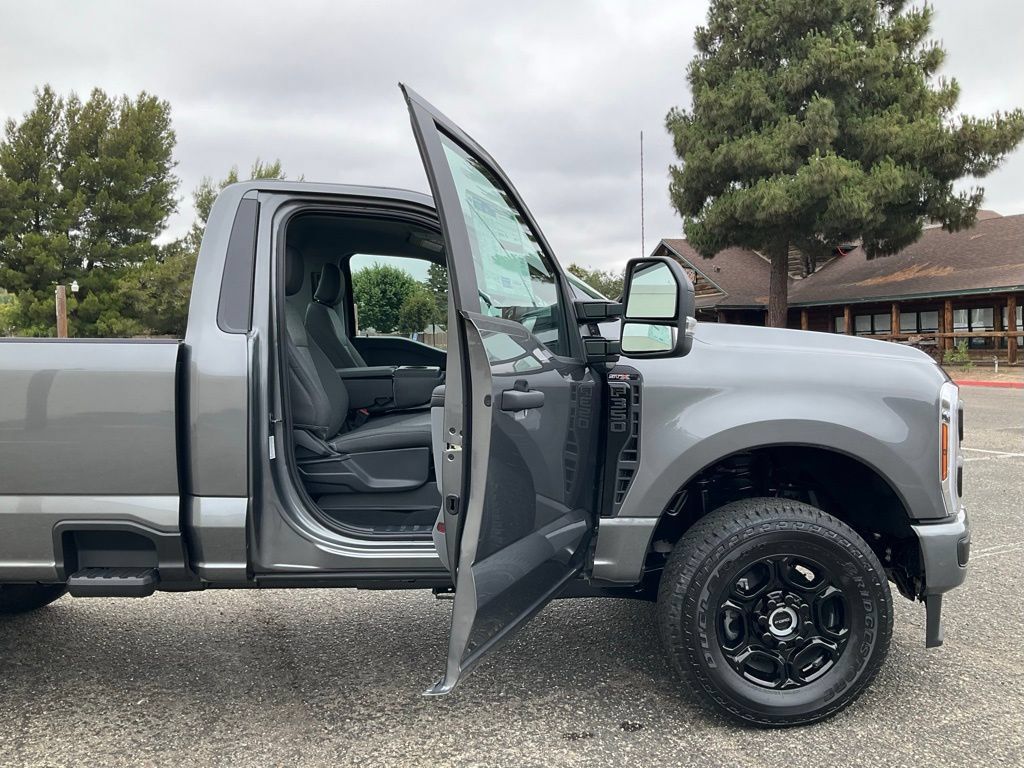 New 2025 Ford F350 XL w/ STX Appearance Package AWD/4WD image 47