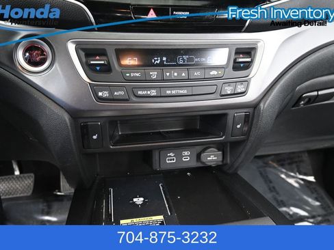 Used 2024 Honda Passport EX-L image 29