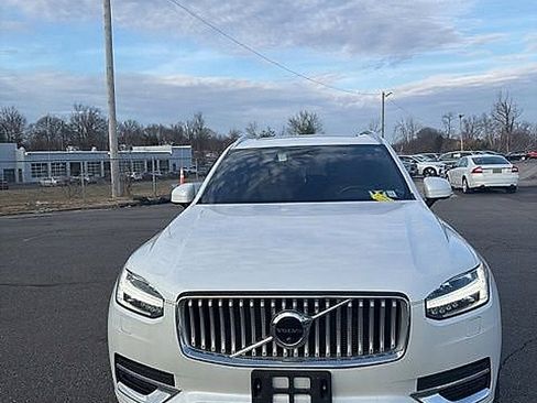 Used 2023 Volvo XC90 B6 Plus w/ Protection Package image 2