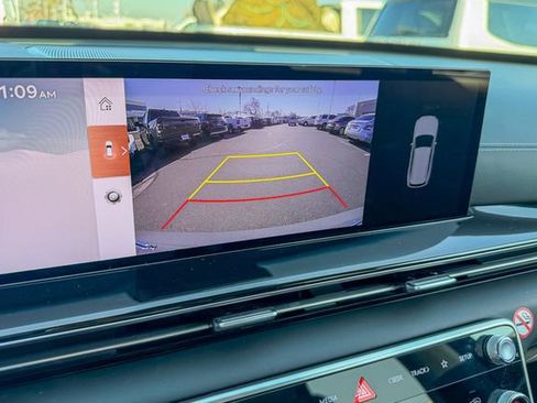 Used 2025 Genesis GV80 2.5T Standard image 19