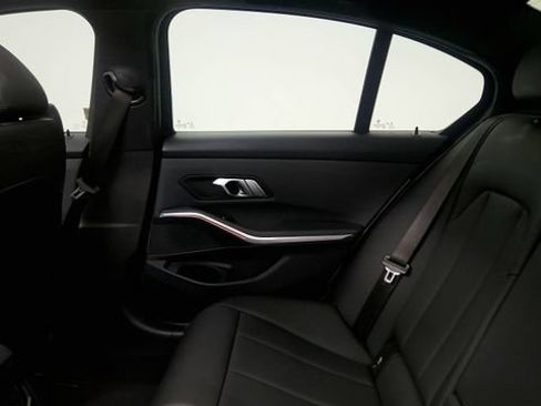 Used 2020 BMW 330i Sedan w/ Convenience Package RWD image 42