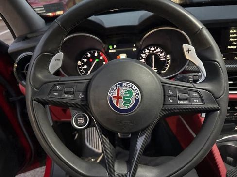 Used 2019 Alfa Romeo Stelvio Sport w/ Quick Order Package 22J Sport image 10