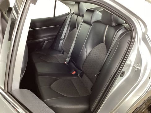 Used 2023 Toyota Camry XSE FWD image 32