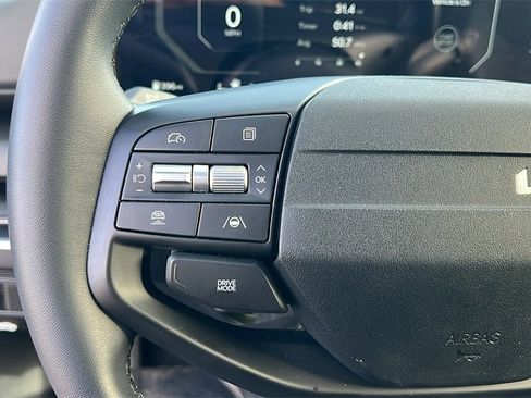 Used 2025 Kia K4 EX image 17