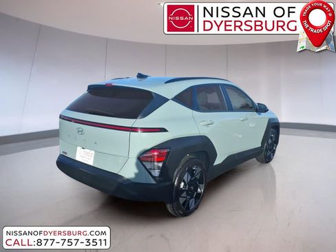 Used 2024 Hyundai Kona SEL image 3