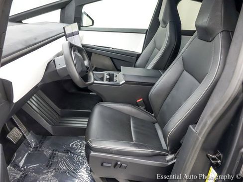 Used 2024 Tesla Cybertruck Cyberbeast image 11