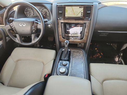 Used 2021 INFINITI QX80 Premium Select w/ All-Season Package AWD/4WD image 13