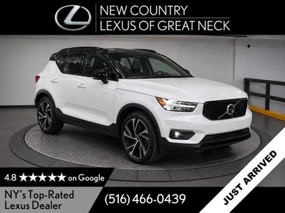 Used 2019 Volvo XC40 T5 R-Design