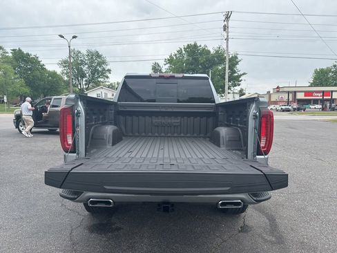 New 2026 GMC Sierra 1500 AT4 w/ AT4 Premium Package AWD/4WD image 8