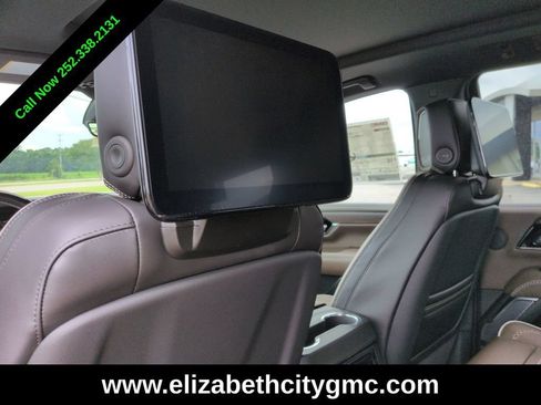 New 2026 GMC Yukon Denali Ultimate AWD/4WD image 17
