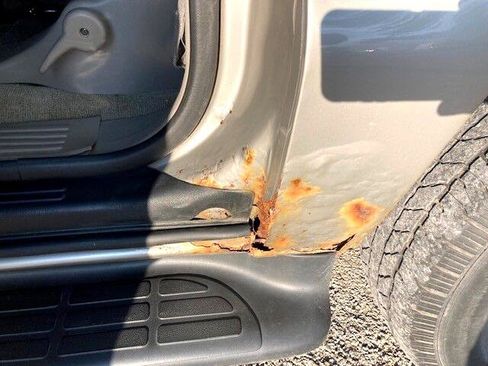 Used 2004 GMC Yukon XL SLT w/ Preferred Equipment Group image 22