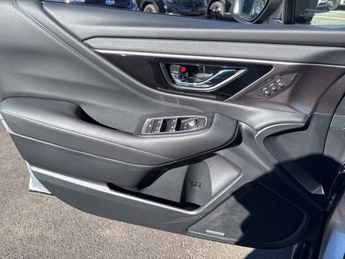 Used 2025 Subaru Outback Limited w/ Popular Package #2 image 22